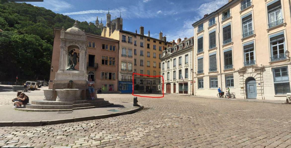 Loft Coeur Du Vieux Lyon Appartement Buitenkant foto